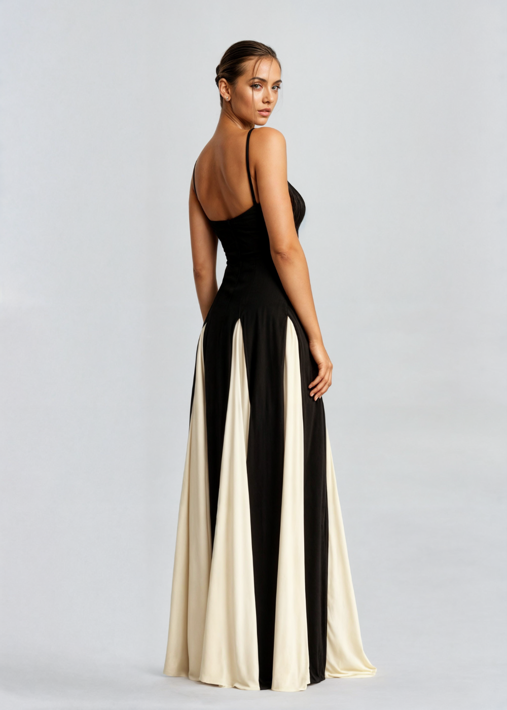 Calantha | Elegant Maxi Dress in Black and Cream