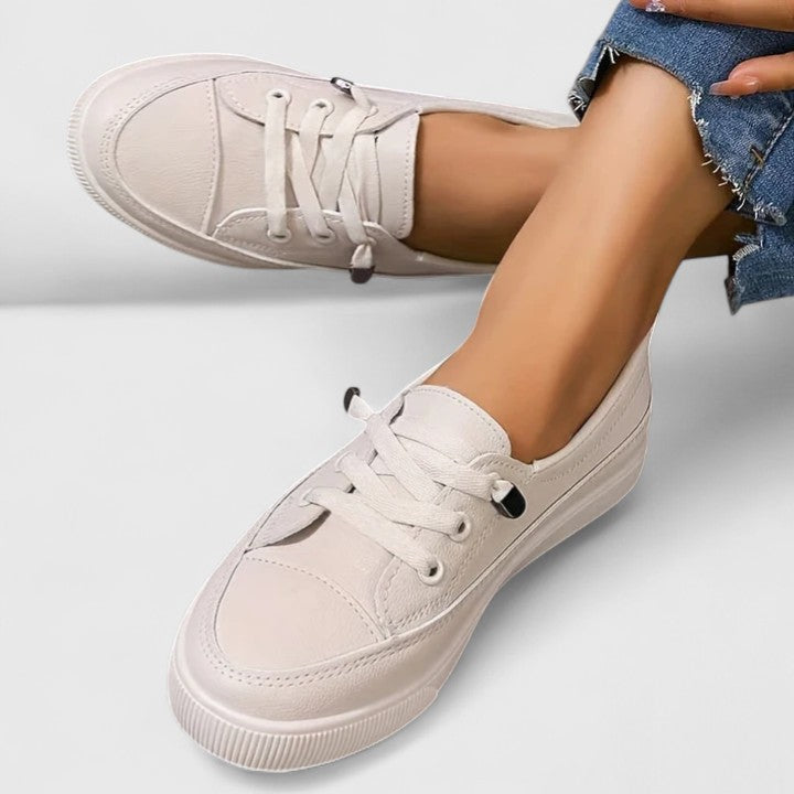 Calanthe | White Orthopedic Shoes