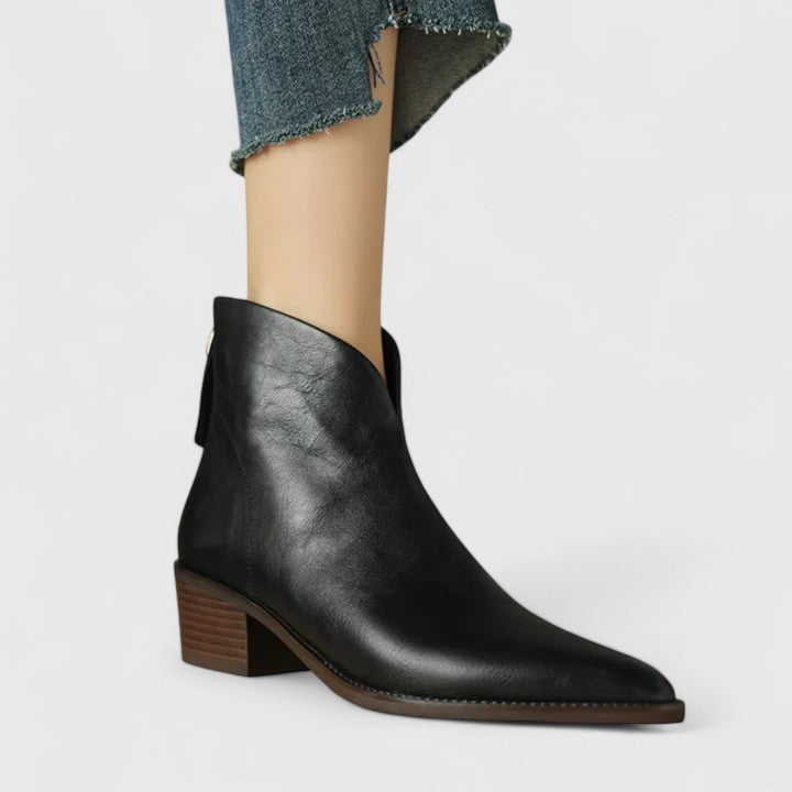 Aurelia | Black Leather Elegant Boots