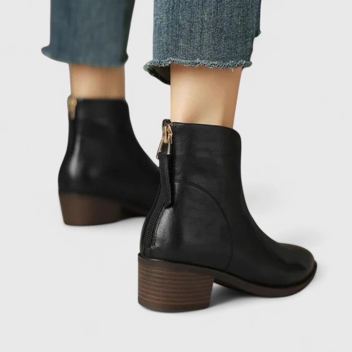 Aurelia | Black Leather Elegant Boots