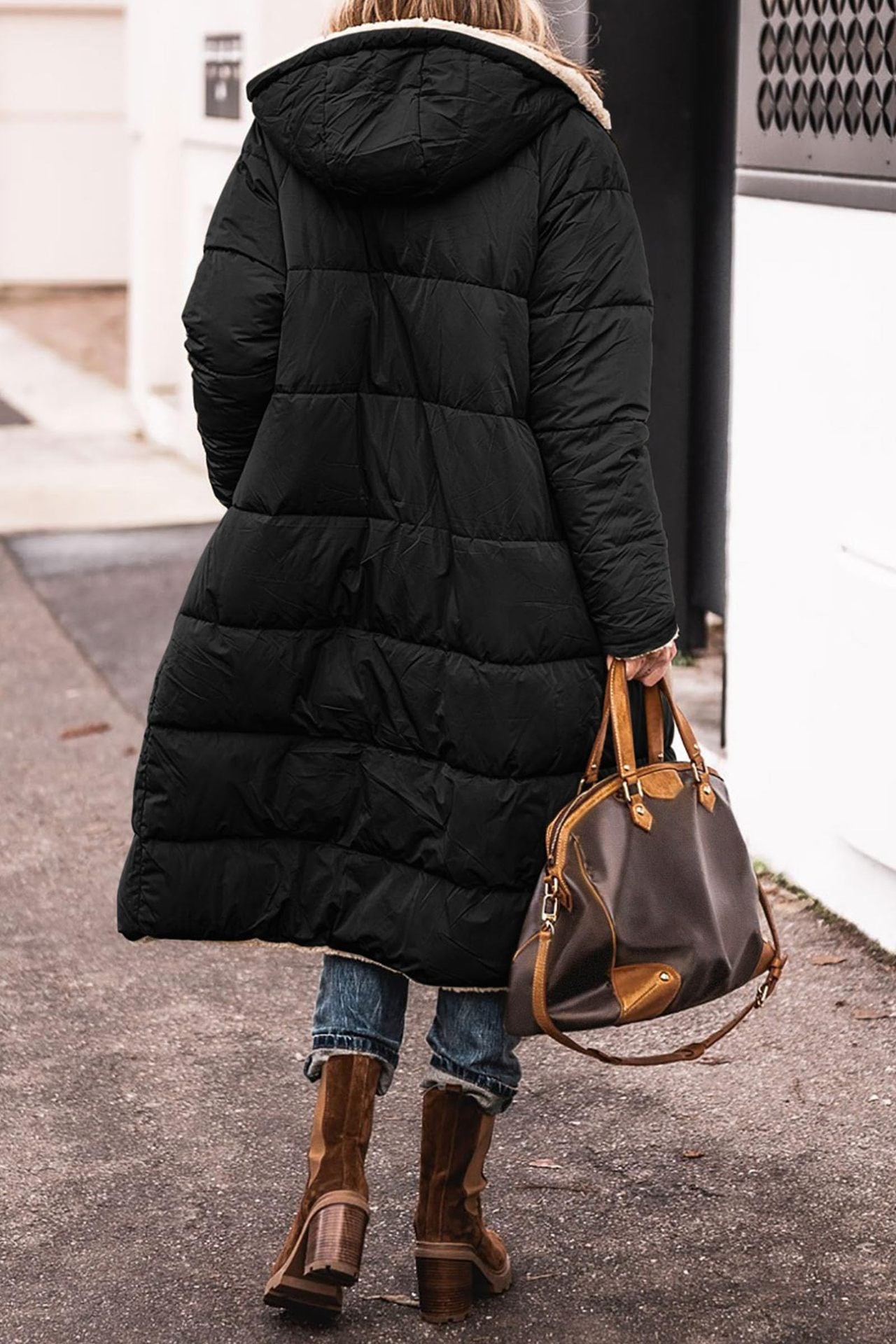 Astrid | Elegant Reversible Shearling Coat in Brown