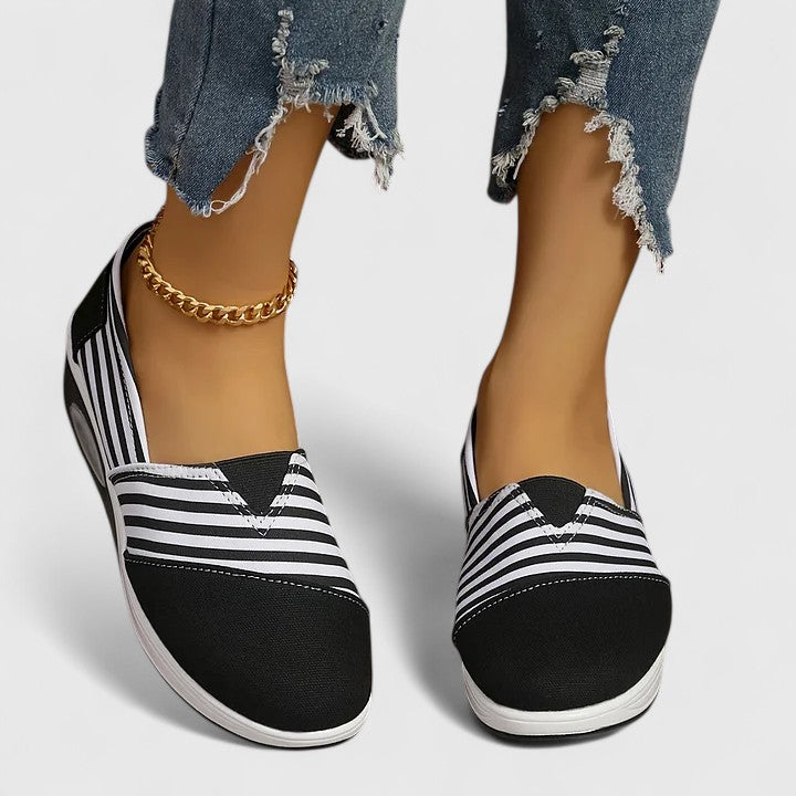Astrid | Navy Striped Orthopedic Sneakers
