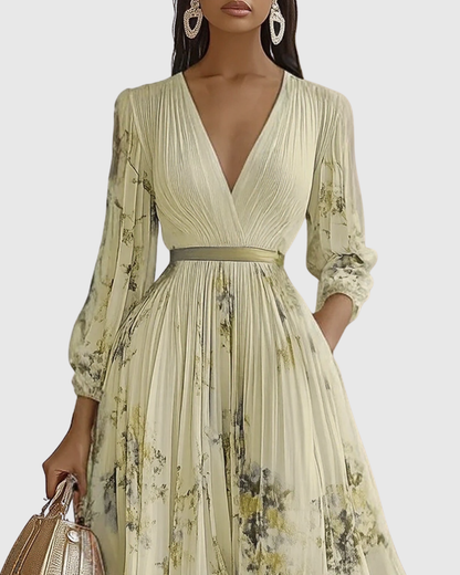 Calista | Elegant Pleated Maxi Dress in Floral White