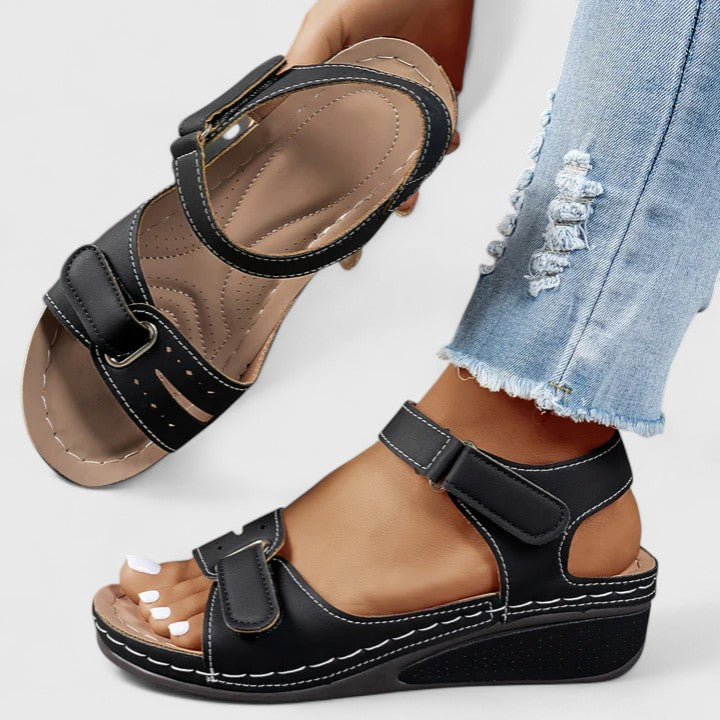 Calantha | White Leather Orthopedic Sandals