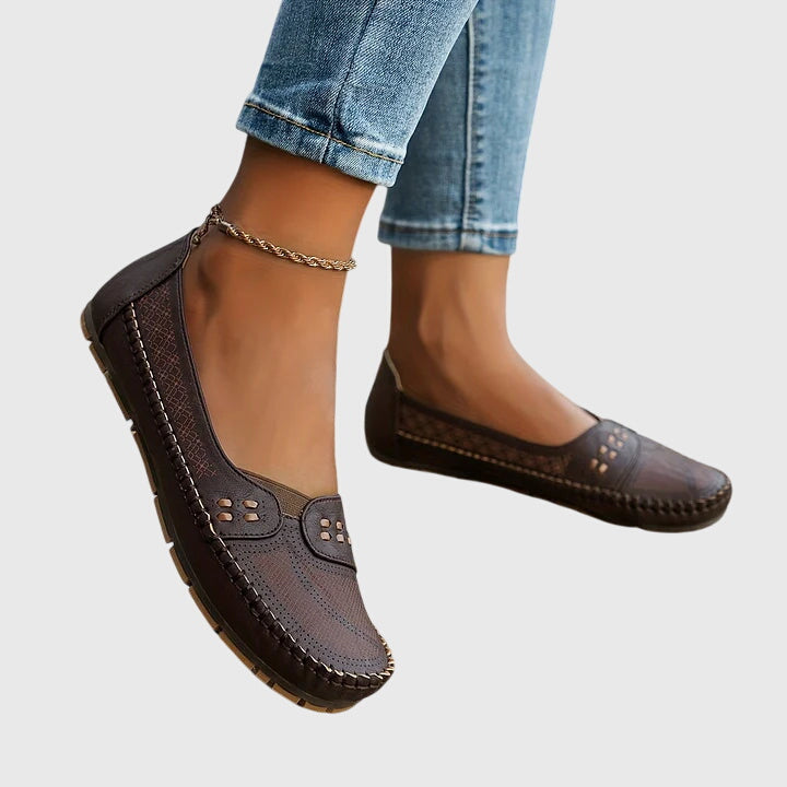 Aurelia | Beige Perforated Orthopedic Shoes