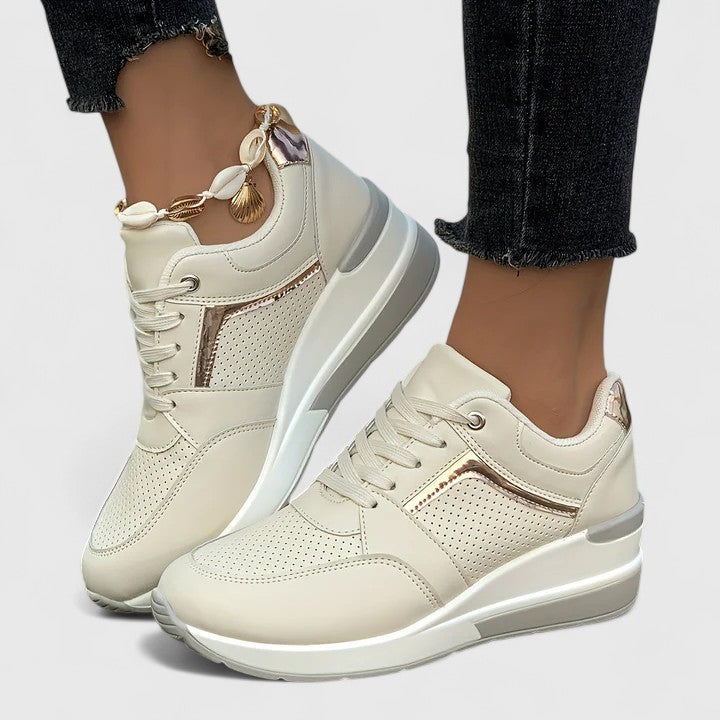 Aurelia | Black Leather Orthopedic Shoes