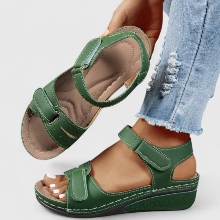 Calantha | White Leather Orthopedic Sandals