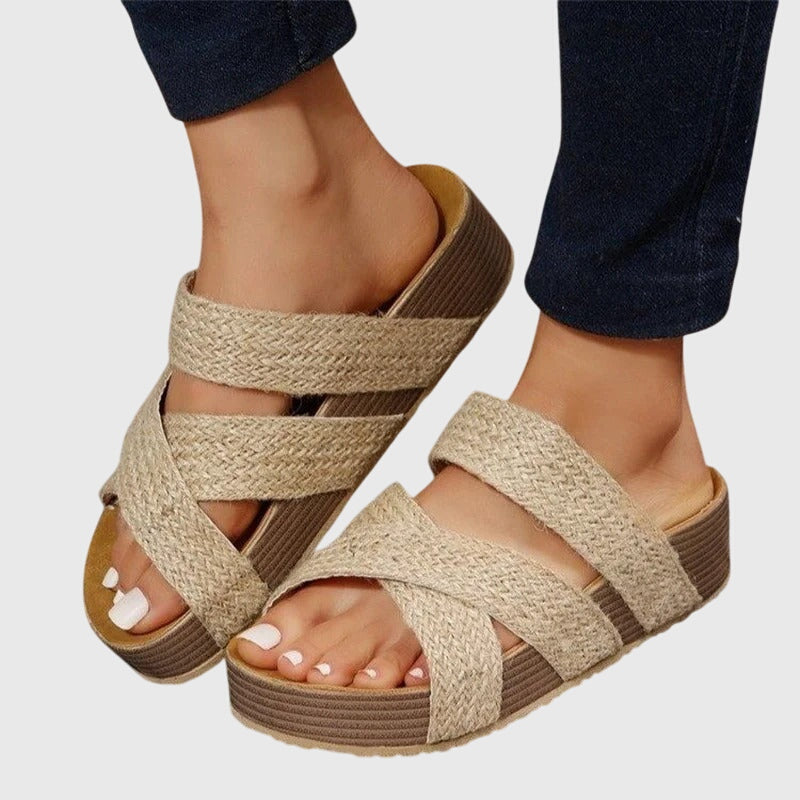 Aurelia | Brown Woven Orthopedic Sandals