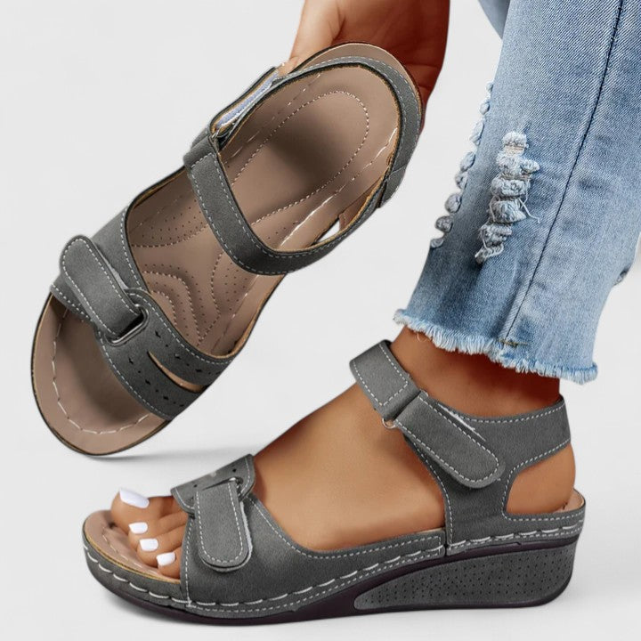 Calantha | White Leather Orthopedic Sandals