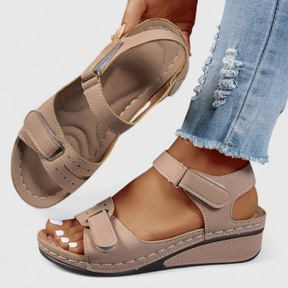 Calantha | White Leather Orthopedic Sandals