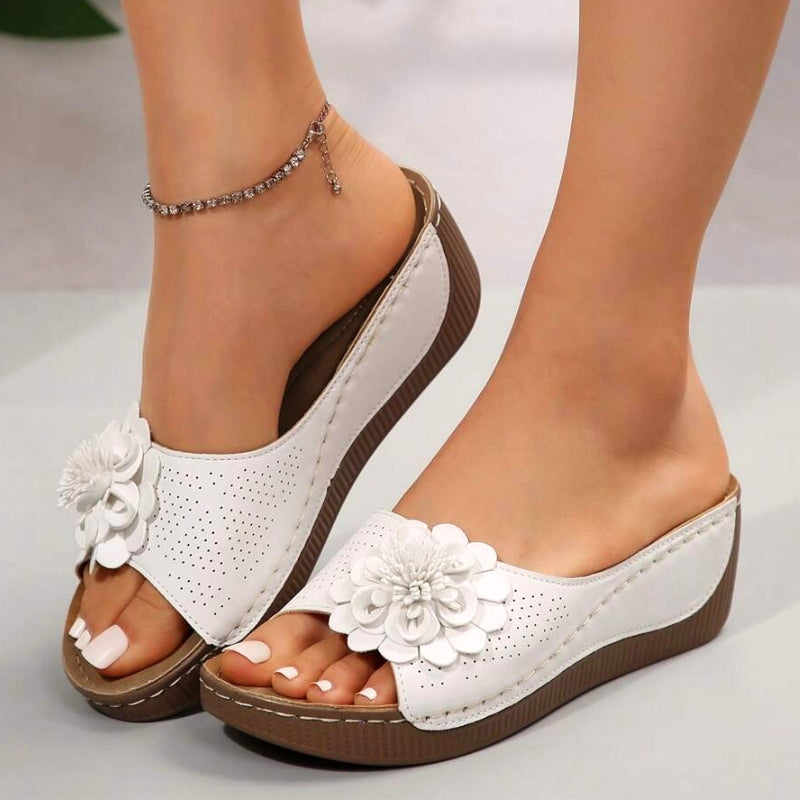 Calantha | White Floral Orthopedic Sandals