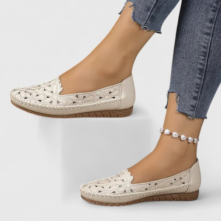 Calista | Exquisite White Elegant Sandals