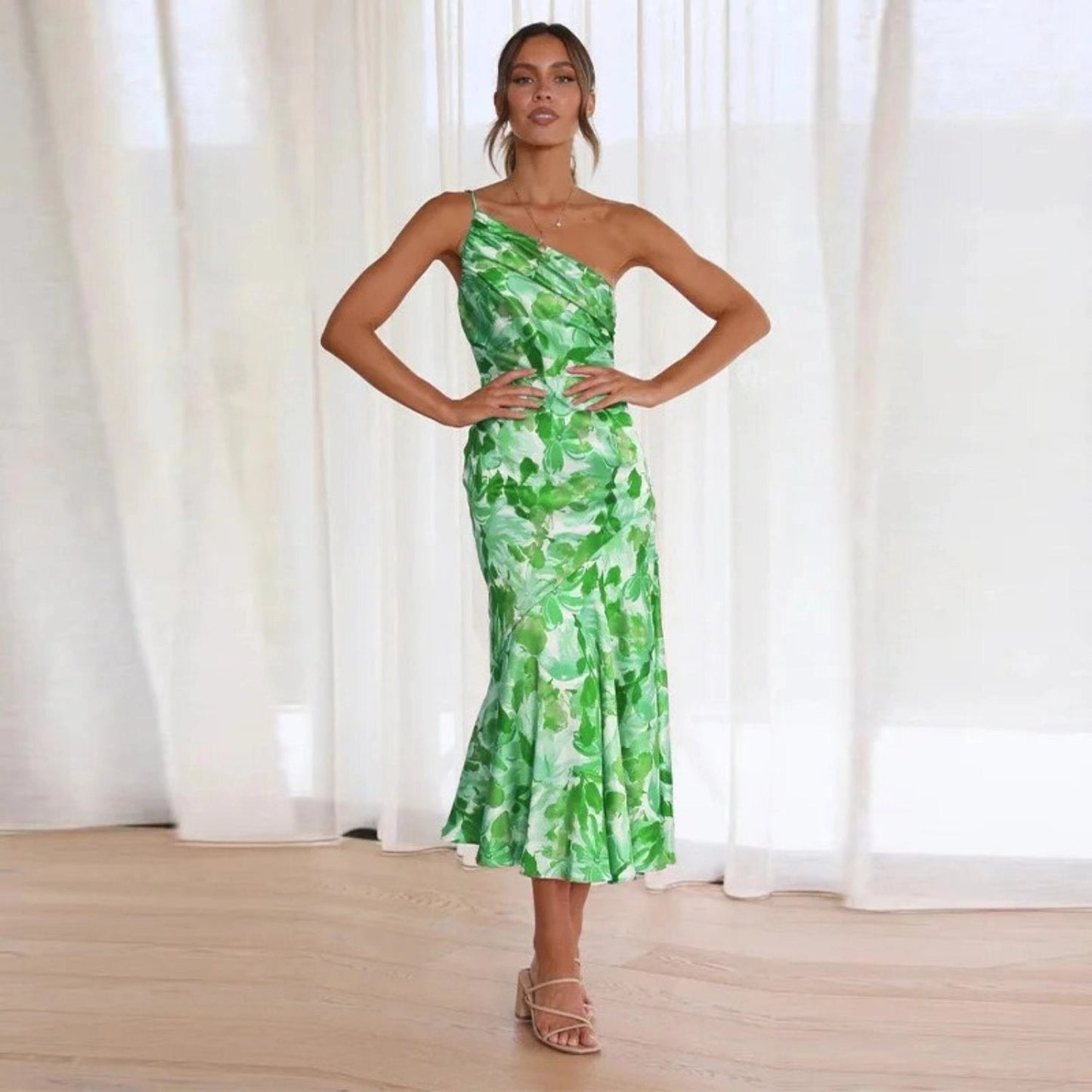 Alethea | Elegant Women's Summer Maxi Dress with Asymmetrical Cut & Vibrant Floral Pattern