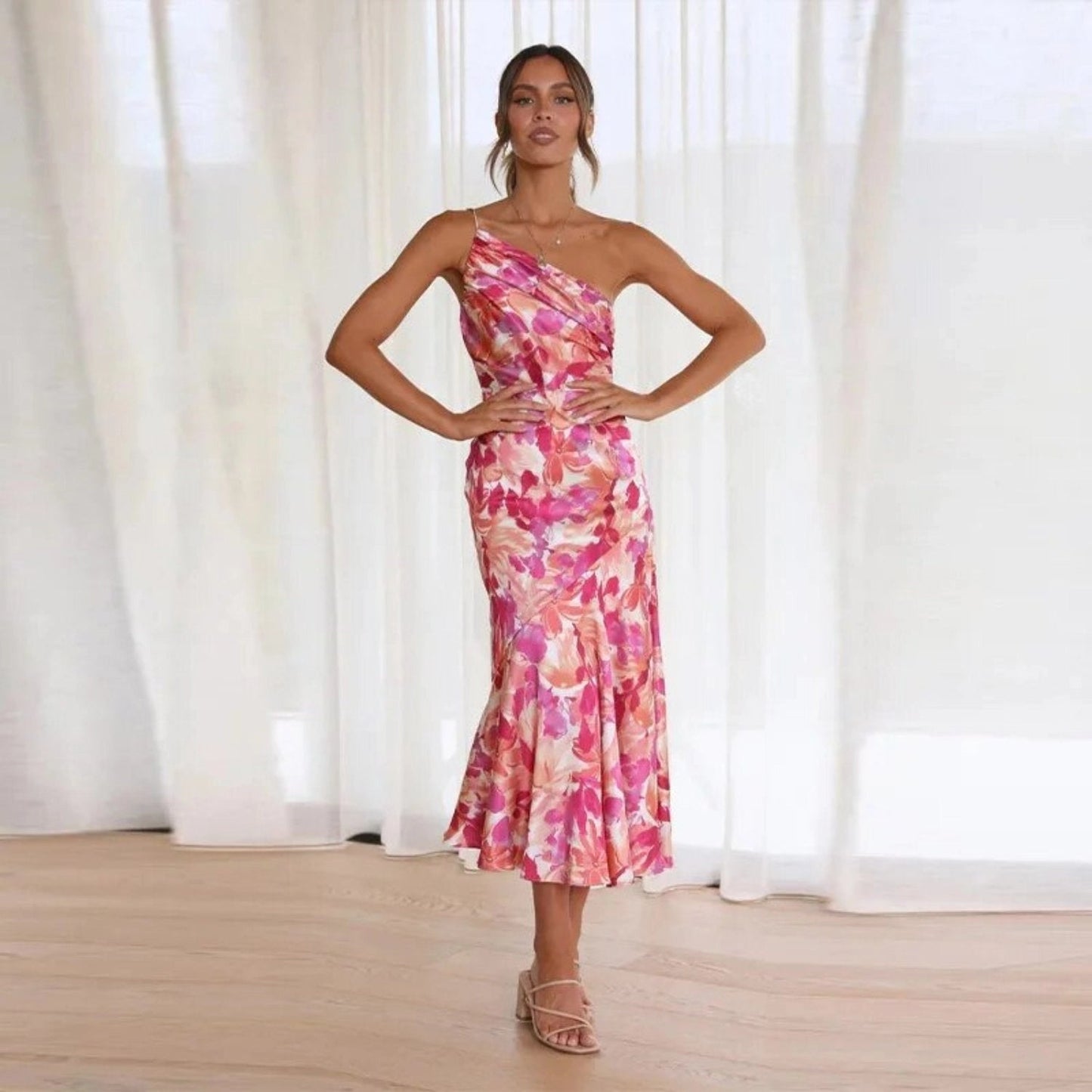 Alethea | Elegant Women's Summer Maxi Dress with Asymmetrical Cut & Vibrant Floral Pattern