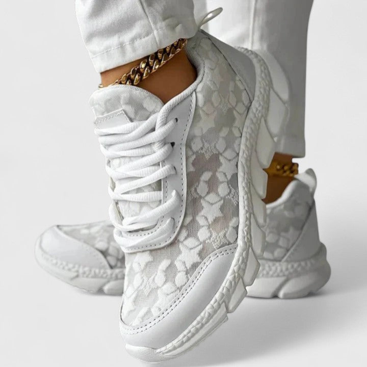 Aurelia | Exquisite White Comfortable Sneakers