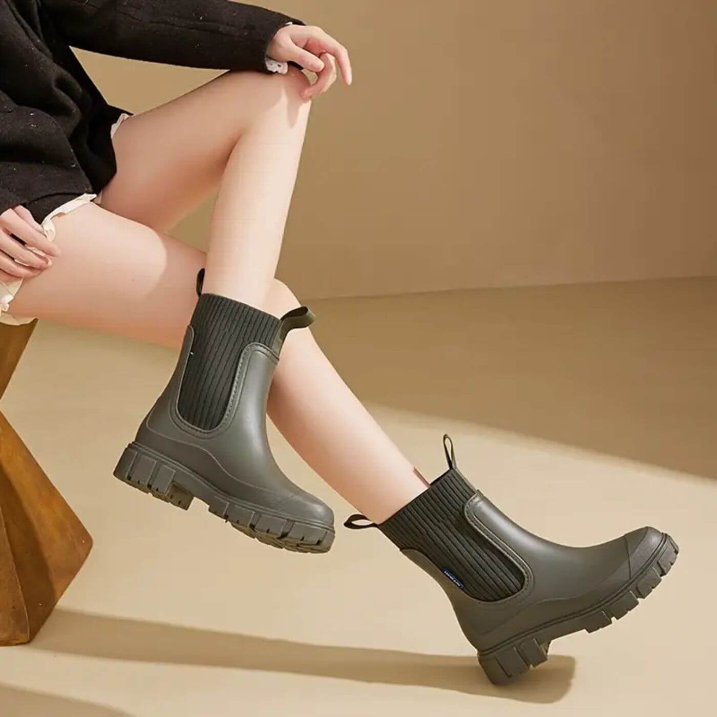 Calantha | Black Ribbed Elegant Boots
