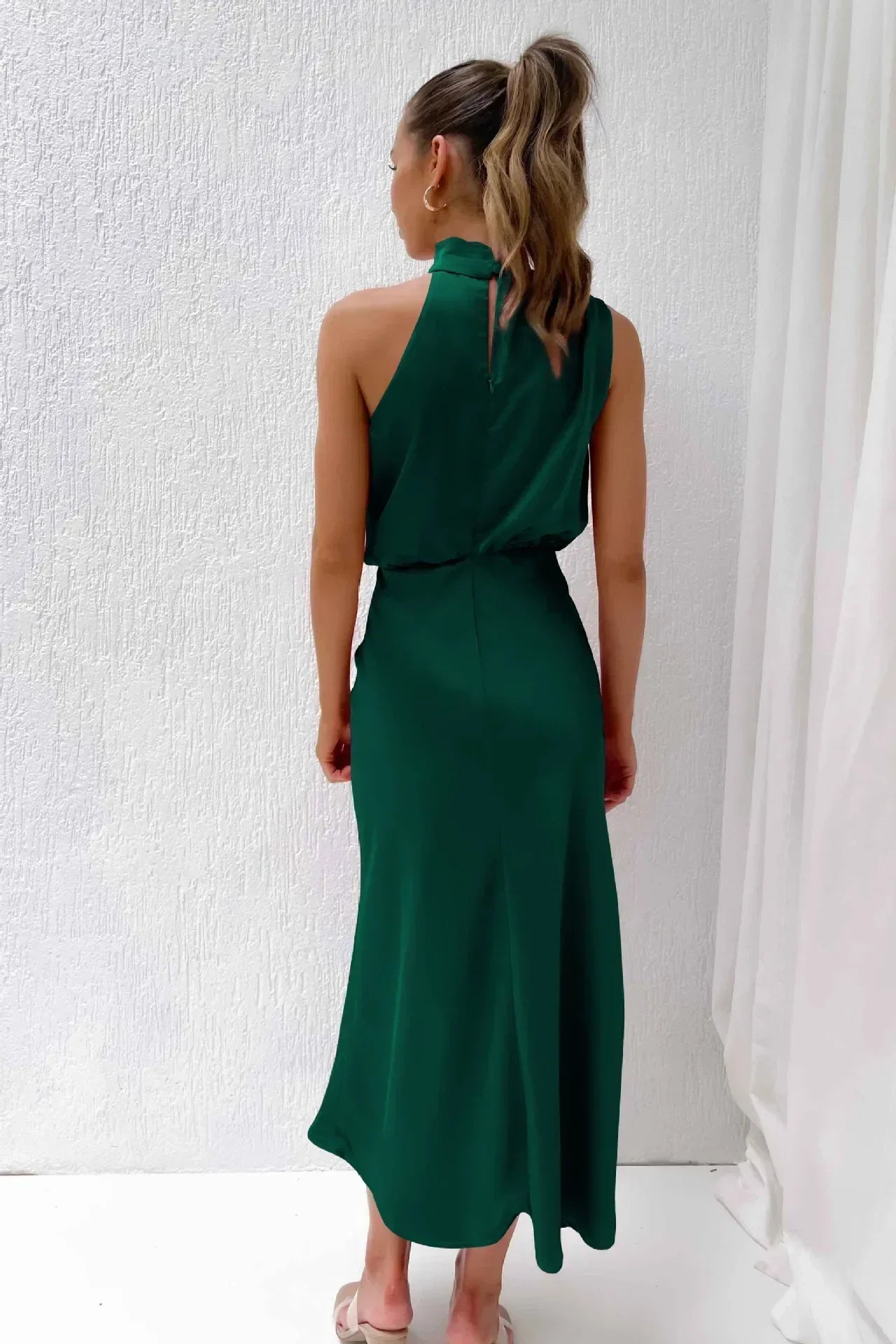 Lumina | Women’s Chic Halter Evening Dress in Sage Green