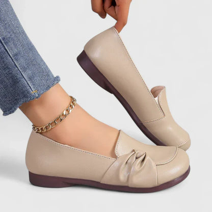 Aurelia | Beige Elegant Shoes with Bow Detail