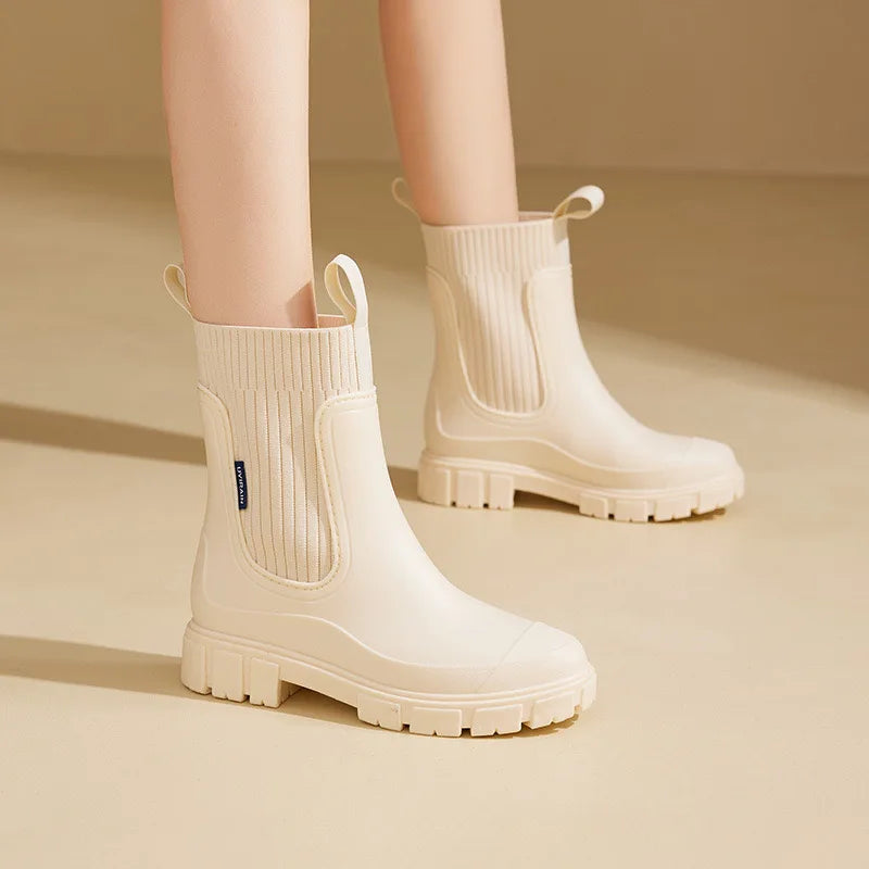 Calantha | Black Ribbed Elegant Boots