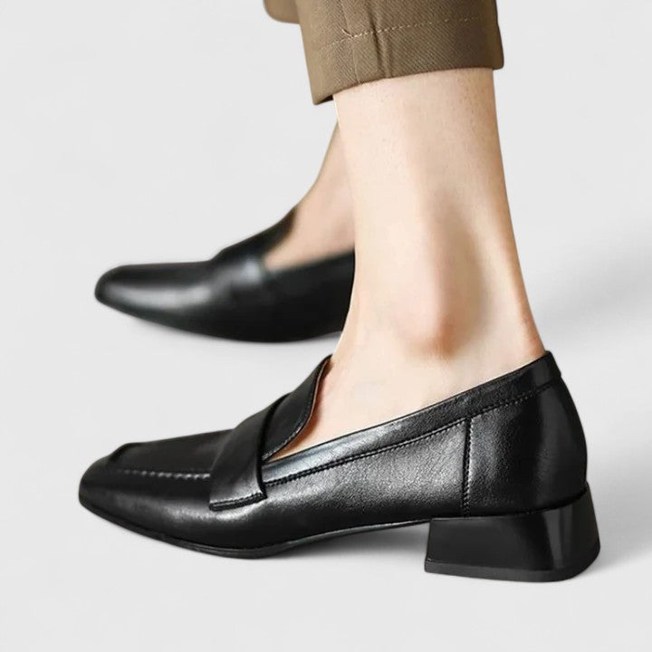 Calantha | Black Leather Orthopedic Loafers