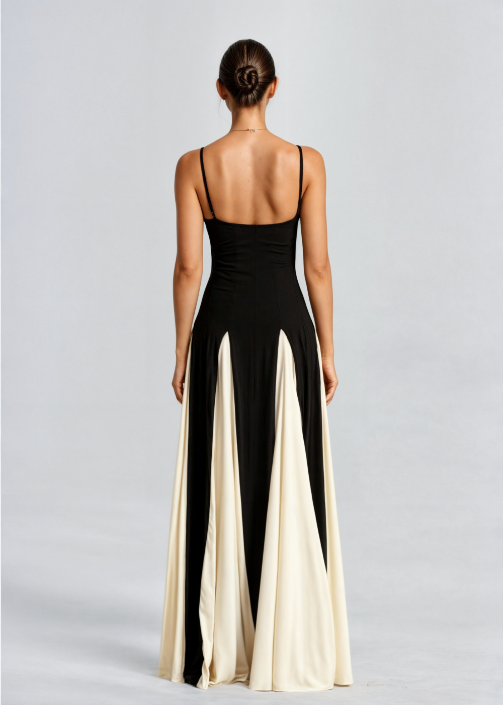 Calantha | Elegant Maxi Dress in Black and Cream