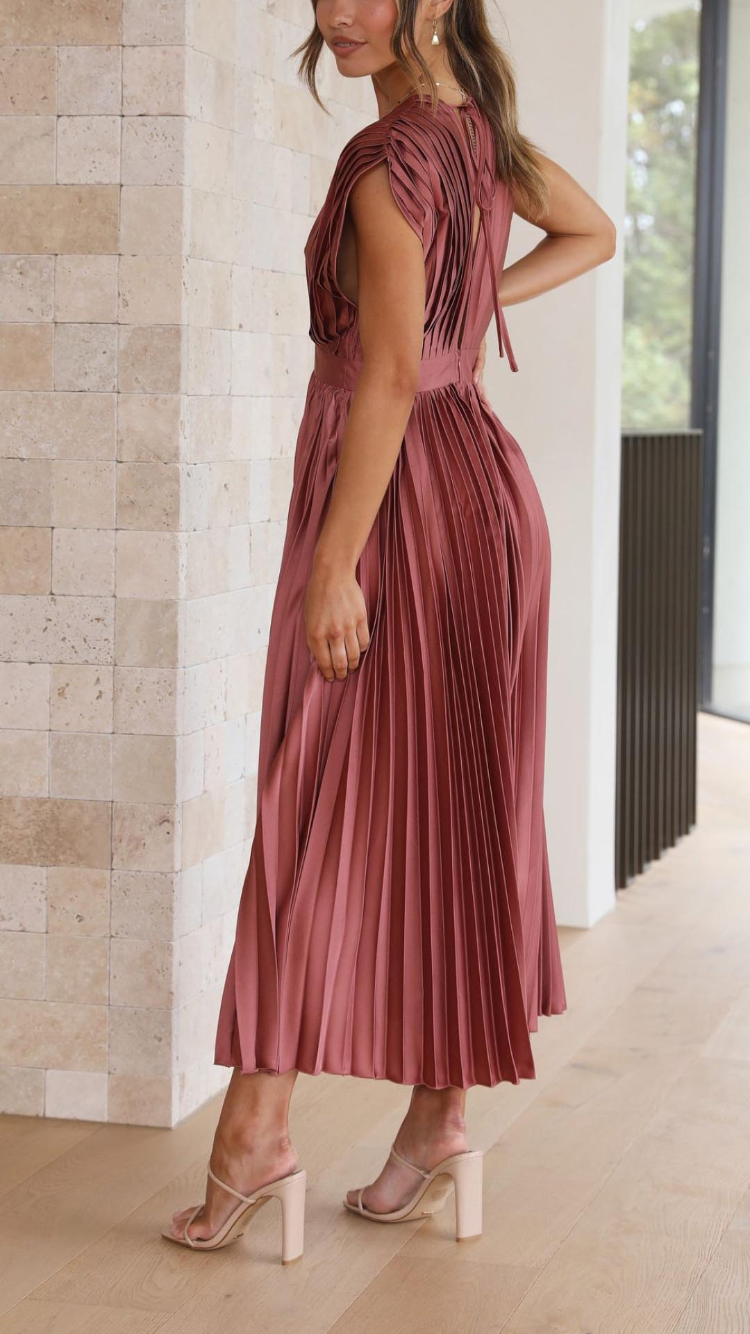 Astrid | Women’s Classic Pleated Maxi Dress in Blush Pink