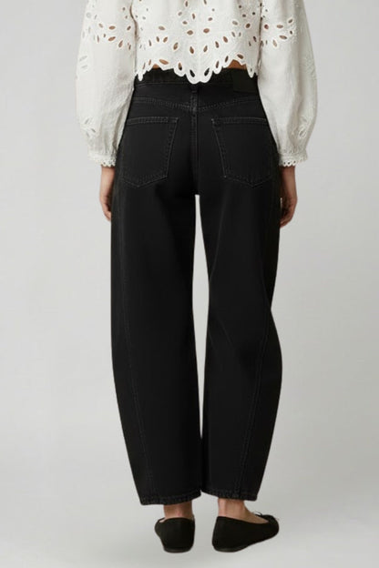 Women’s Casual Mid-Waist Black Slim Fit Denim Jeans