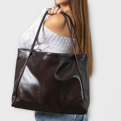 Astrid | Women’s Classic Black Leather Everyday Carry Handbag Style