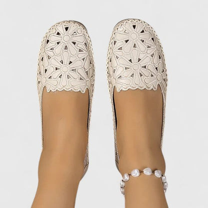 Calista | Exquisite White Elegant Sandals