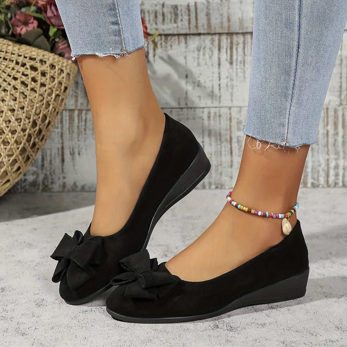 Calantha | Elegant Grey Suede Sophisticated Shoes