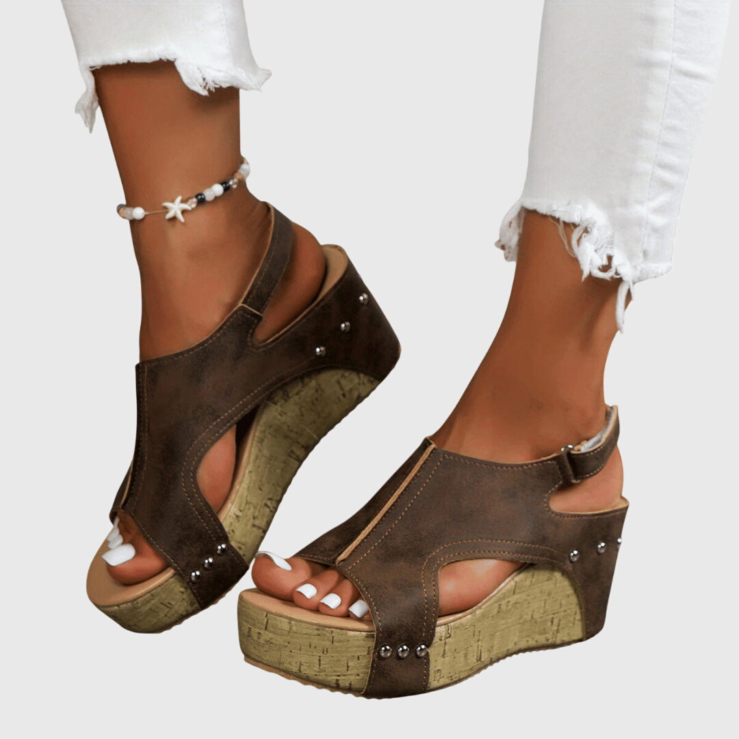 Calista | Beige Suede Orthopedic Sandals