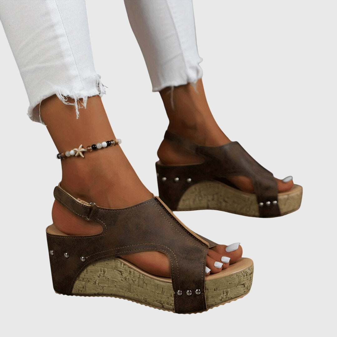 Calista | Beige Suede Orthopedic Sandals