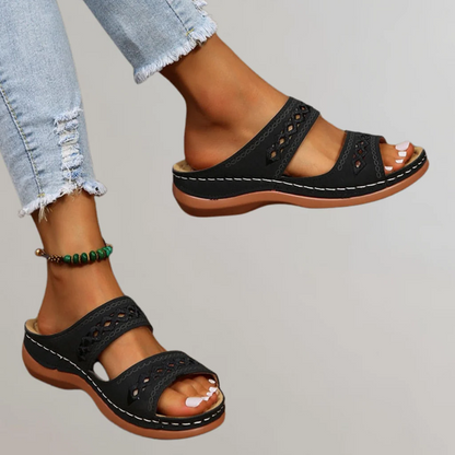 Aurelia | Red Leather Orthopedic Sandals