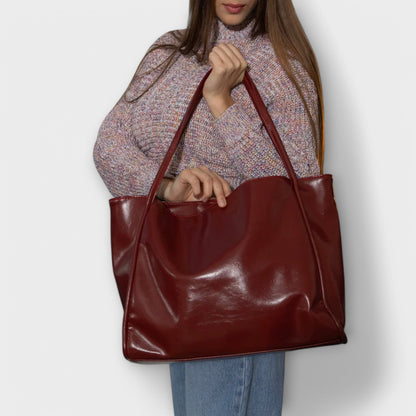 Astrid | Women’s Classic Black Leather Everyday Carry Handbag Style