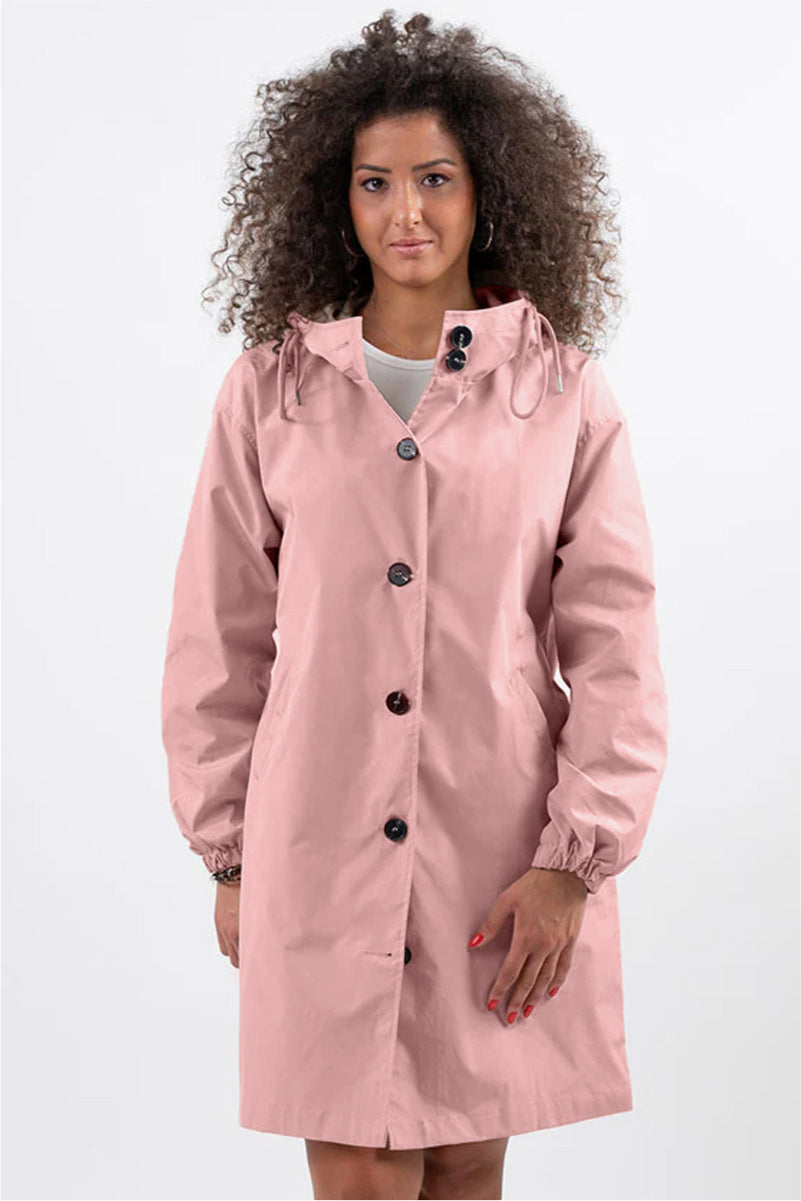 Astrid | Oversized Water-Resistant Windbreaker in Vibrant Red