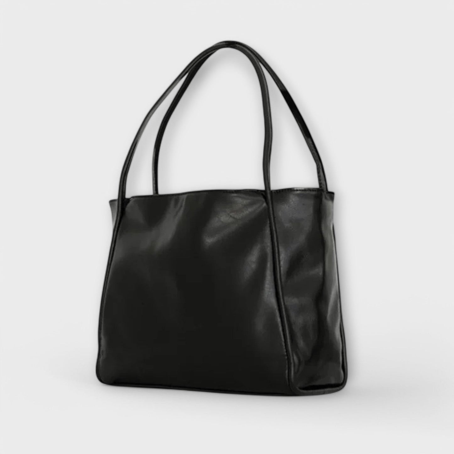 Astrid | Women’s Classic Black Leather Everyday Carry Handbag Style
